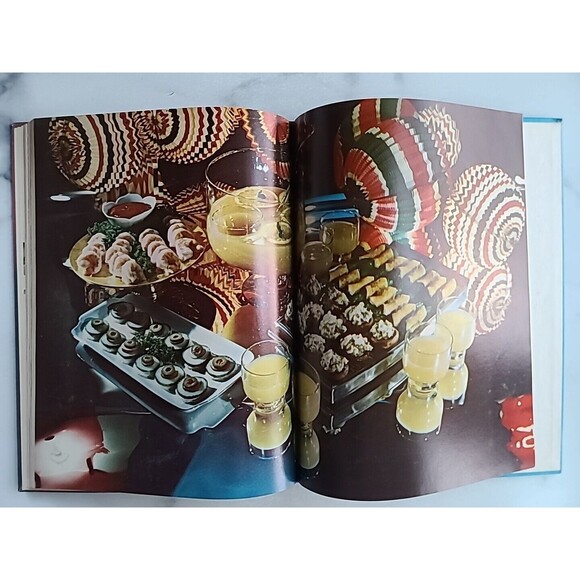 Family Circle Creative Low-Calorie Cooking - Picture 7 of 10